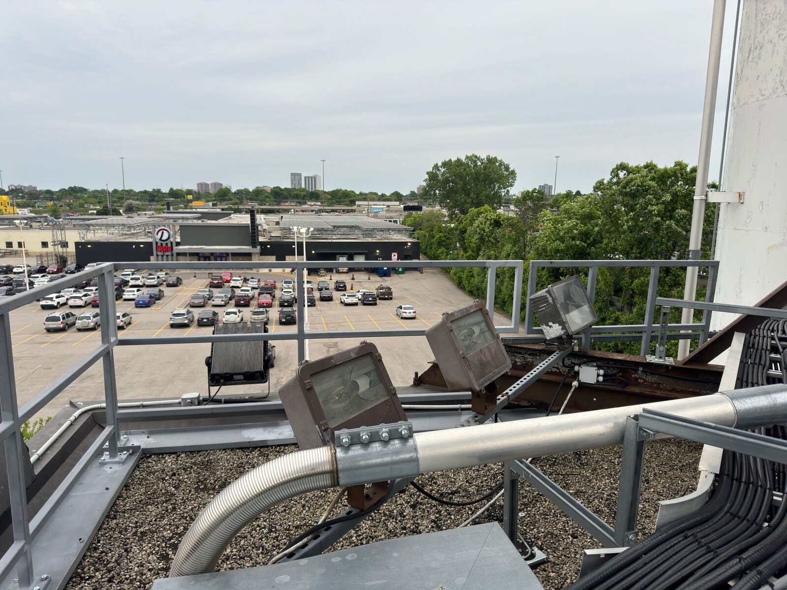 Steel guardrail and handrail system installed by Weld Plus